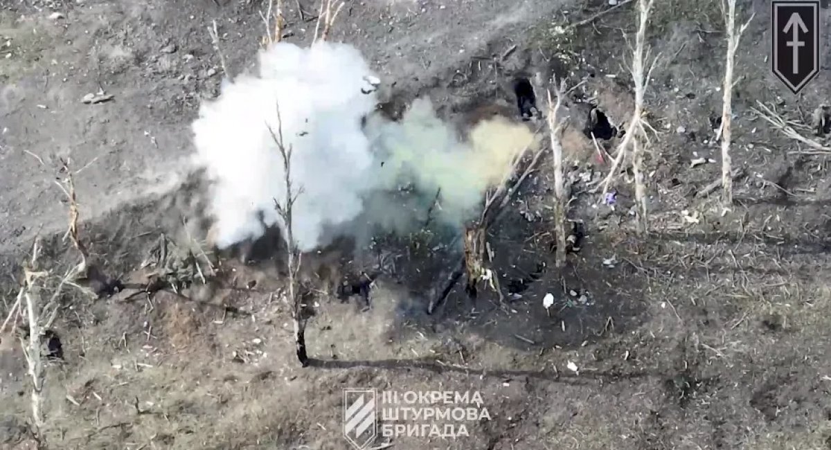 Ukrainian stormtroopers came close to enemy positions and carried out powerful detonations in enemy "holes" / the 3rd Separate Assault Brigade’s video screengrab