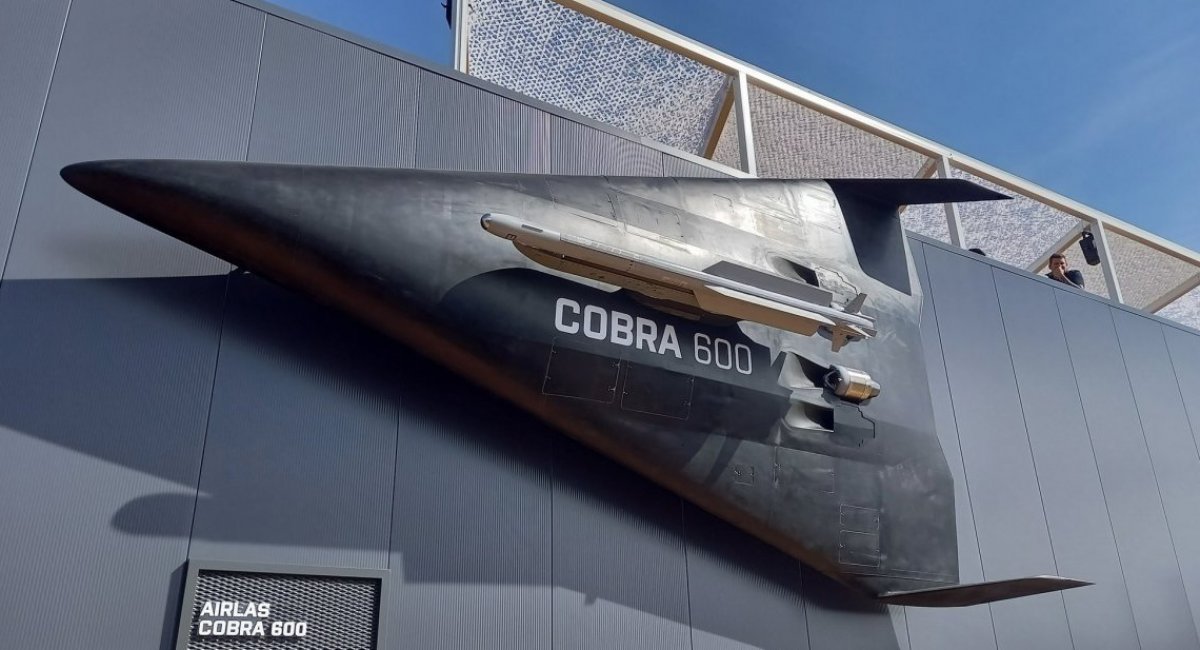 Cobra 600 drone with IRIS-T missile during ILA Berlin Air Show 2026 / Photo credit: X/@GarethJennings3