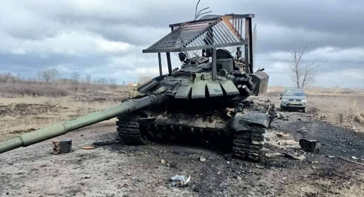 "And the barbeque grill didn't save it..." – Security Service of Ukraine on the destroyed Russian tank / Photo credit: Telegram, Security Service of Ukraine