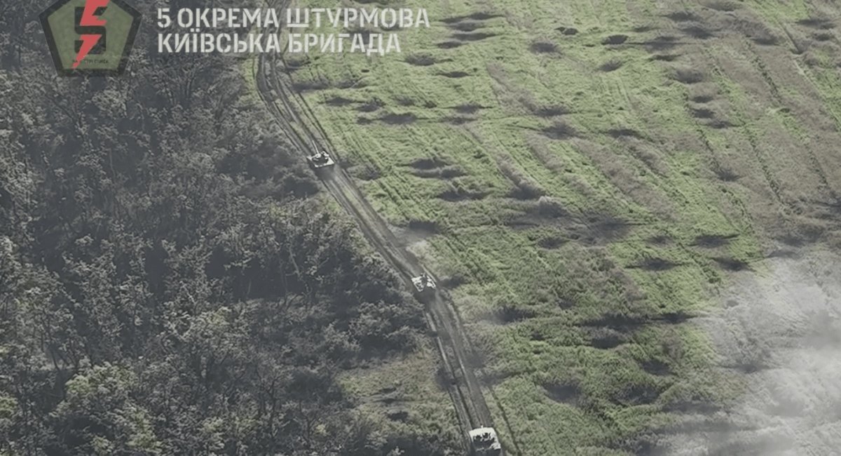 ​Ukrainian Troops Demonstrate Improved Tactics of Using Tanks, IFVs, APCs on Battlefield (Video)