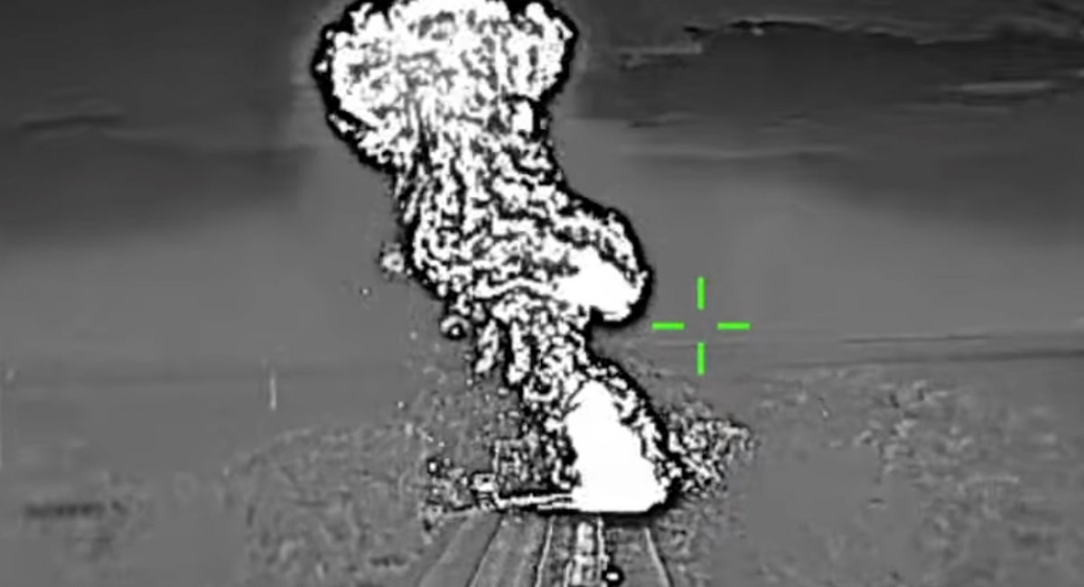 Exclusive footage shows coordinated attacks that hinder the movement of russian reserves and military supplies / screenshot from video 