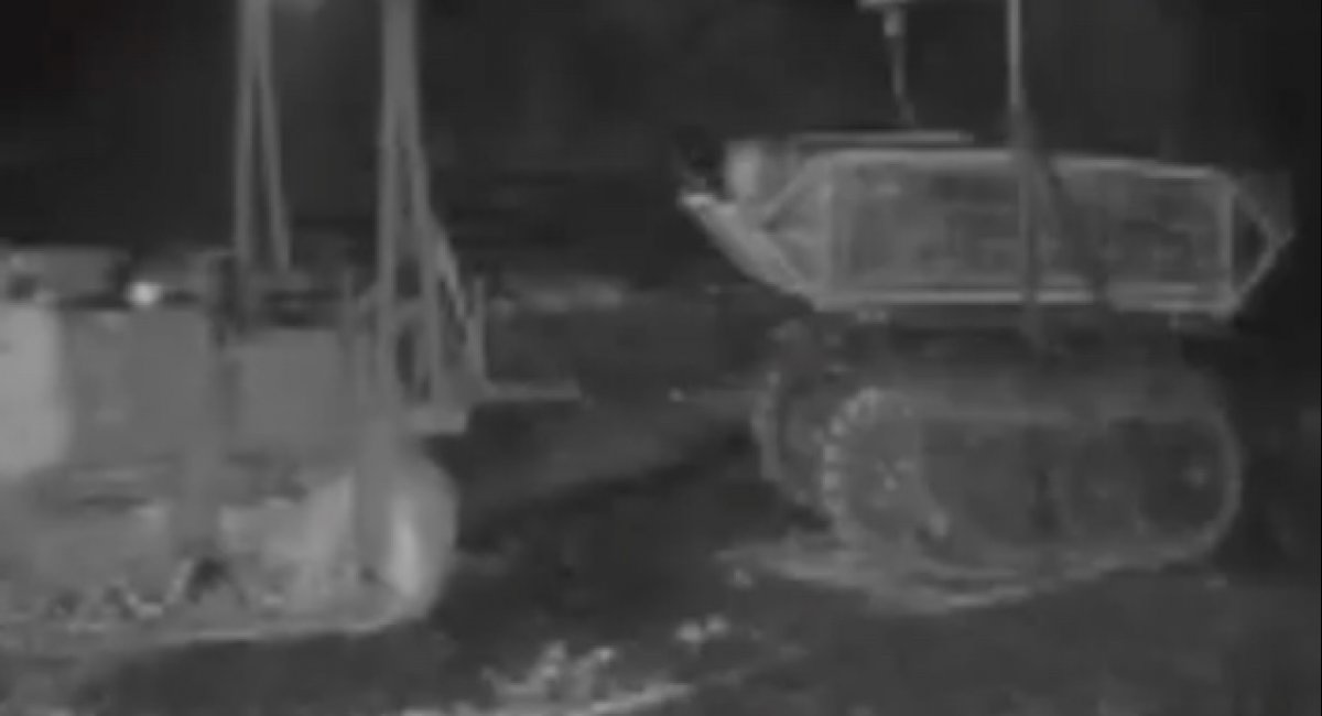 The 93rd Brigade unveils a new role for its ground robotic systems: pulling damaged drones and equipment out of active combat zones / screenshot from video 