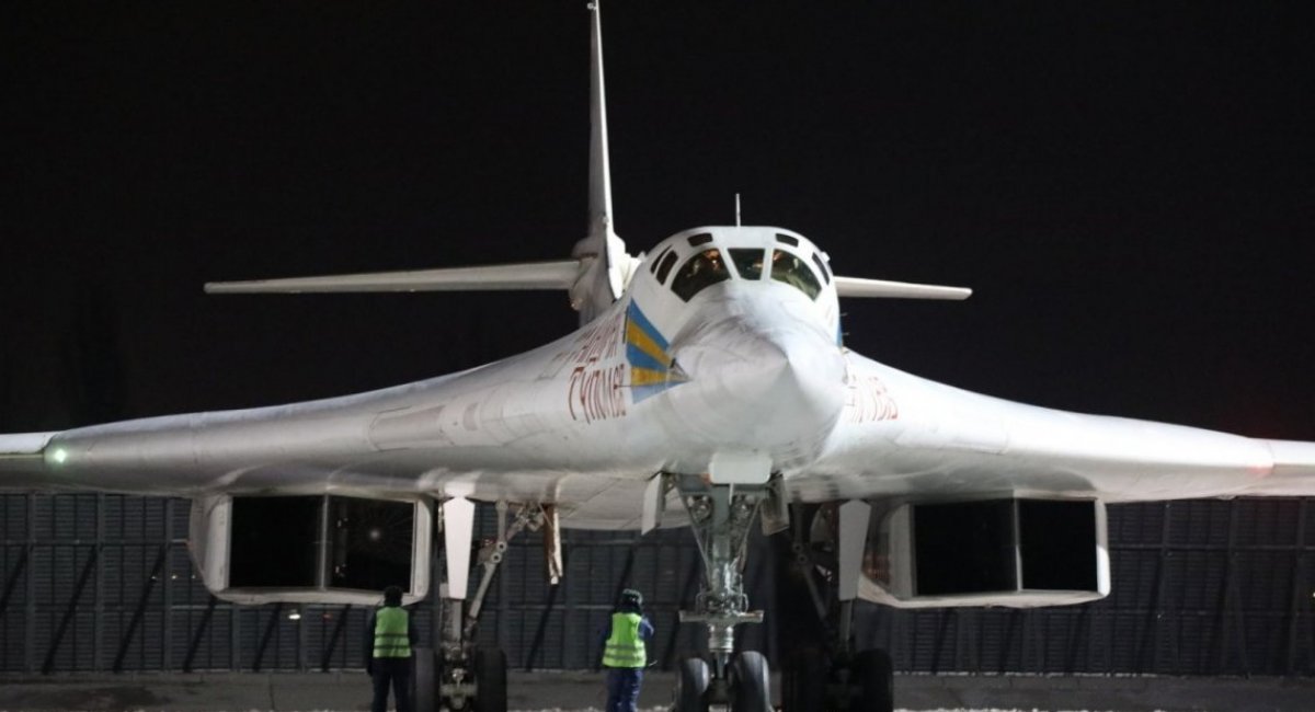 Placing the Tu-160 in the range of air-to-air missiles is a genius decision of the Kremlin / Open source photo 