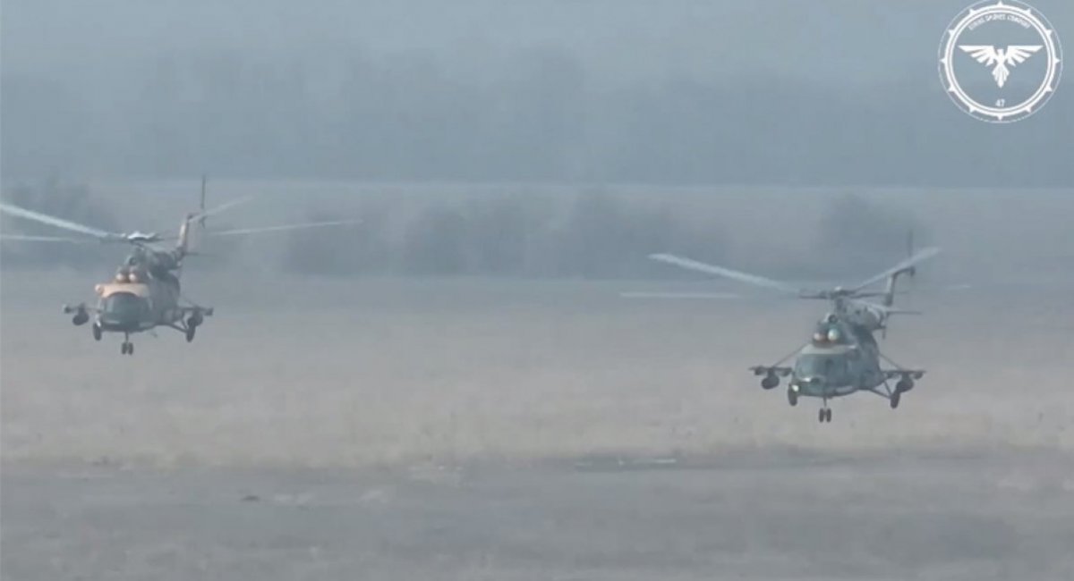 russian helicopters bolster Ukrainian defense: footage shows Mi-17 aircraft in action / screenshot from video 
