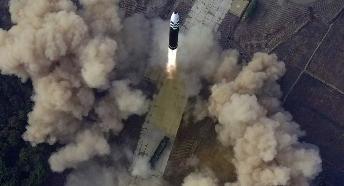 Illustrative photo: launch of the North Korean Hwasong-15 missile / Open source photo
