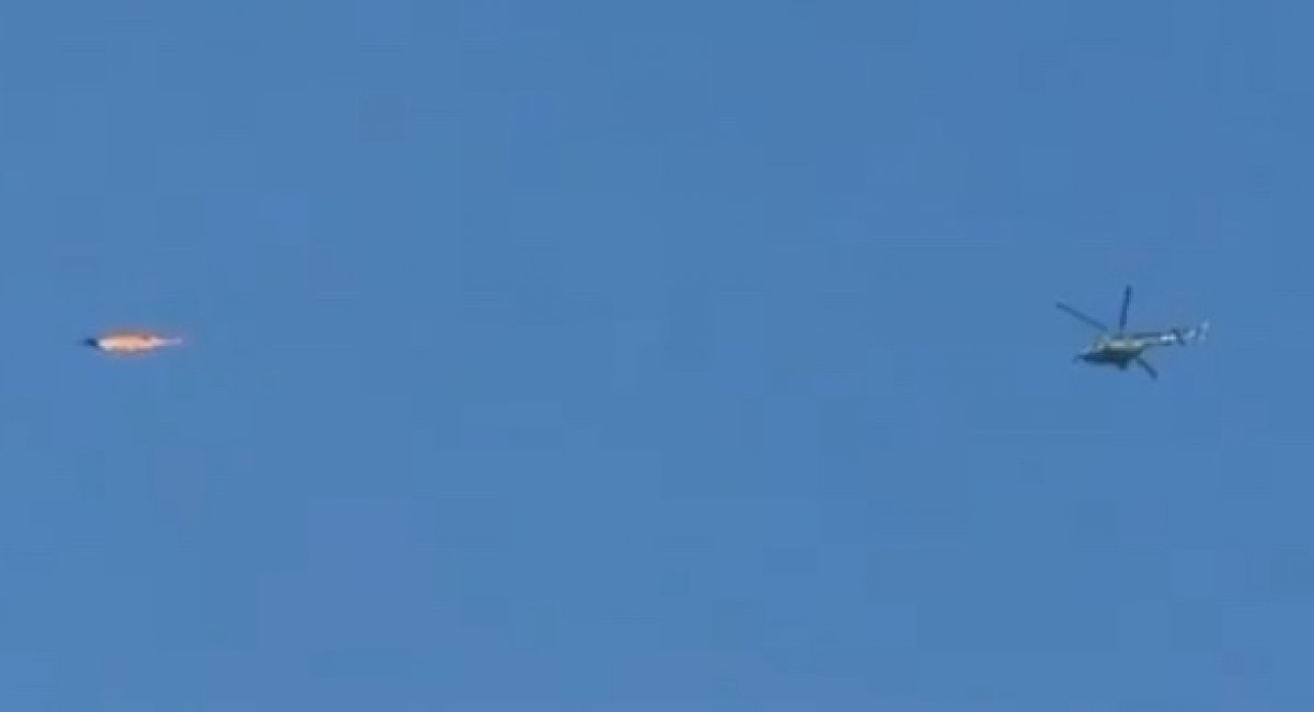 ​Ukrainian Mi-8 Crew Shoots Down russian Shahed-136 Drone with Onboard Machine Gun (Video)