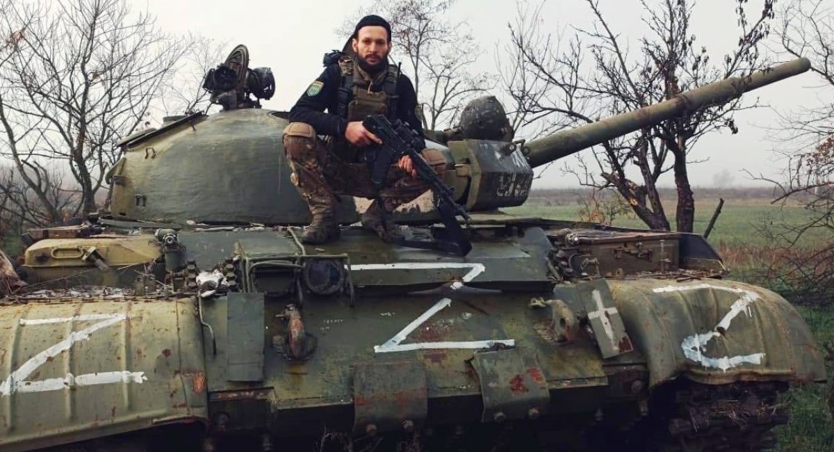 Captured russian T-62M by Ukrainian forces in the east / https://twitter.com/Arslon_Xudosi