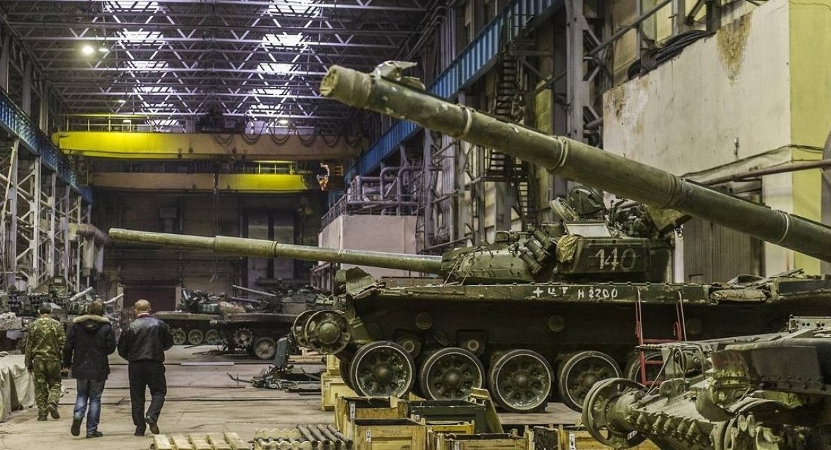 Tank production workshop at "Uralvagonzavod" armor repair plant / Open source illustartive photo