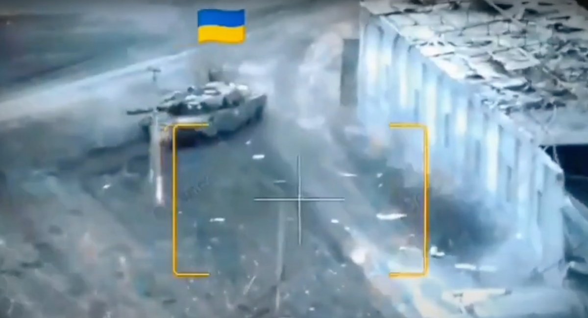 Ukrainian tank crew obliterates advancing enemy armored vehicles in a deadly ambush / screenshot from video 