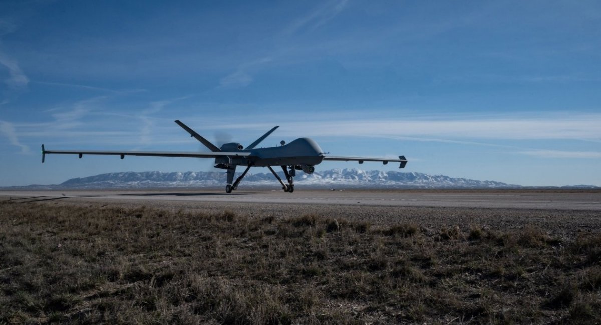 MQ-9 Reaper UAV on Highway 284 / Photo credit: US DoD