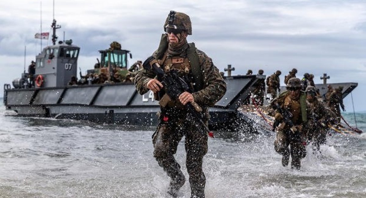 Illustrative photo / U.S. Marines conduct a simulated amphibious assault exercise during Talisman Sabre 19 in Bowen, Australia, July 22, 2019