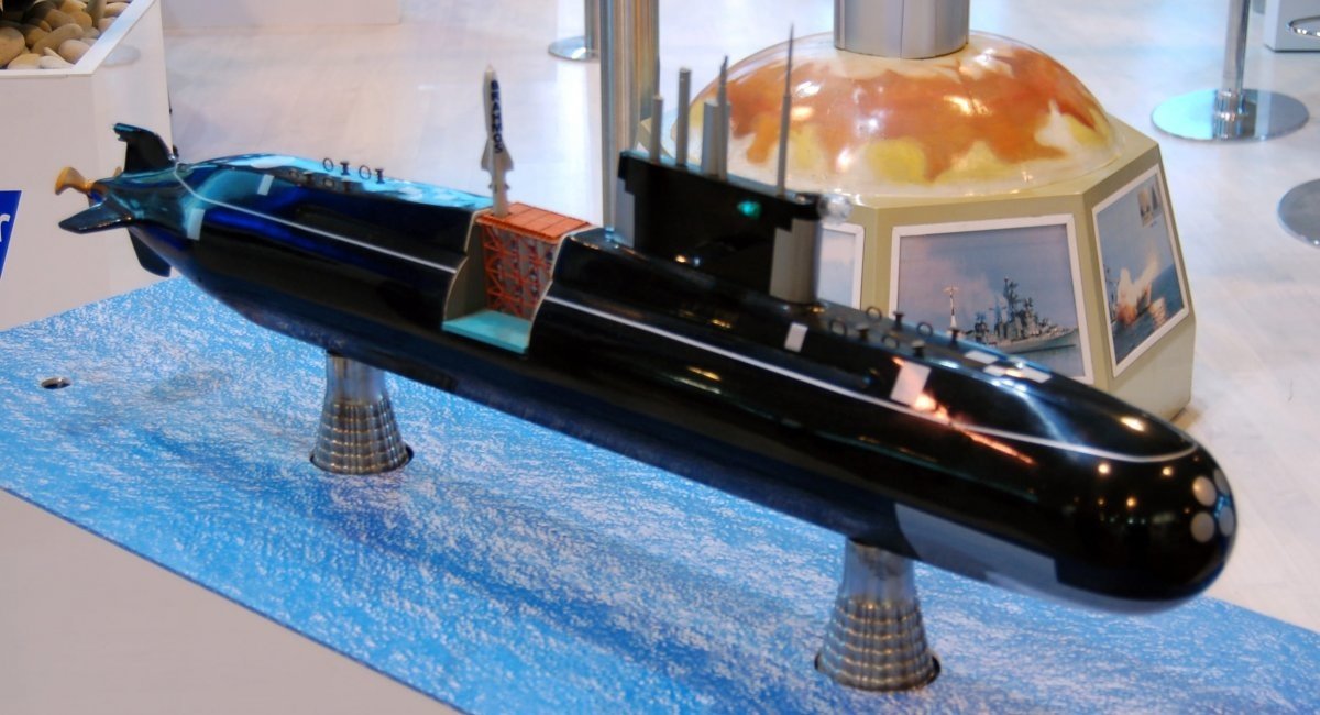 Exhibition model of russian Amur-1650 submarine / Open source photo