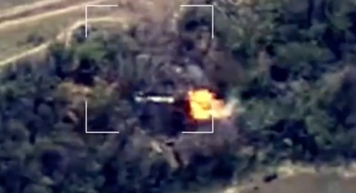 russian 2A65 Msta-B howitzer / screenshot from video 