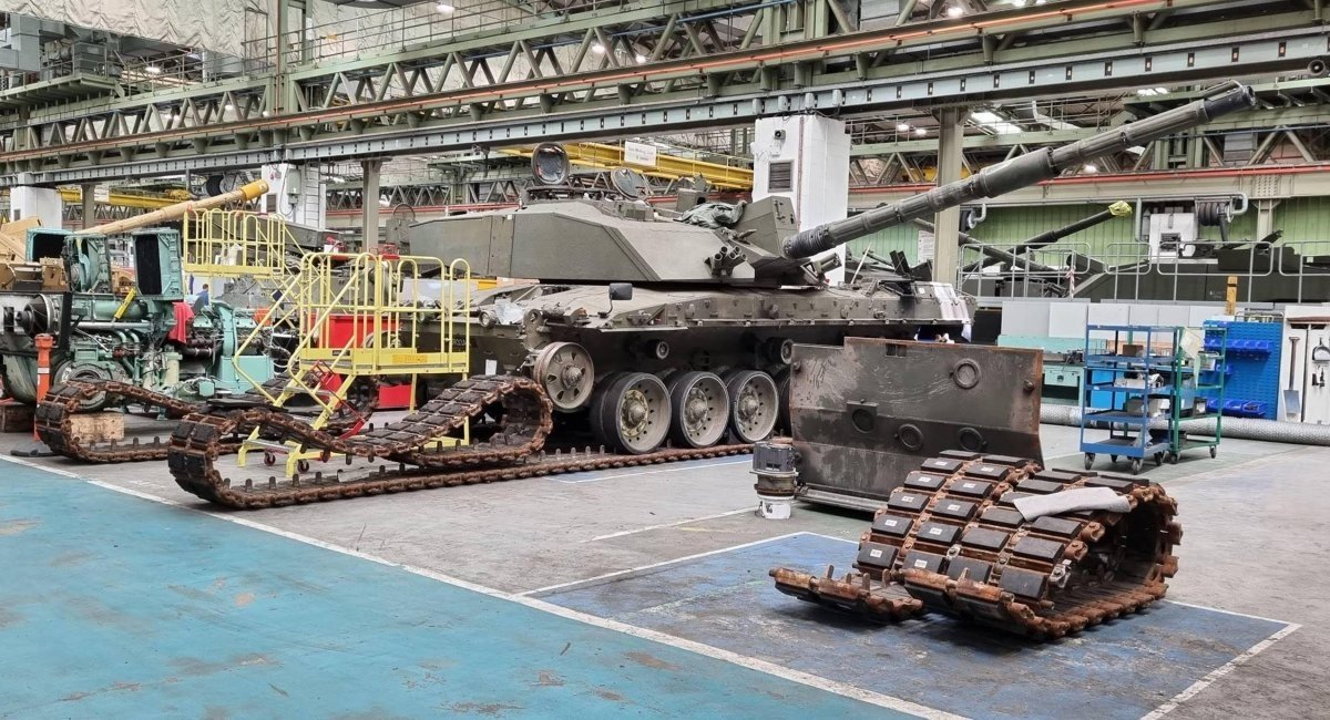 May be one day British Challenger II would be produced in Ukraine / Photo credit: army.mod.uk