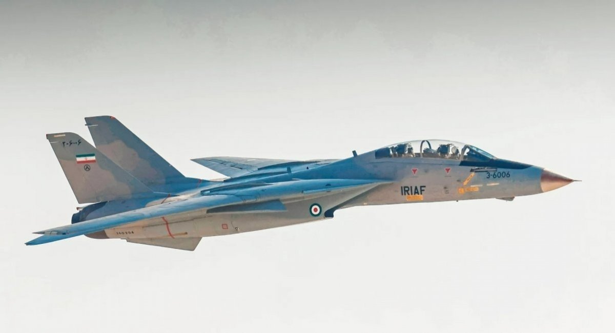 An F-14 Tomcat of the iranian Air Force midflight, December 2024 / Photo credit: @tower_eye, Tango Six