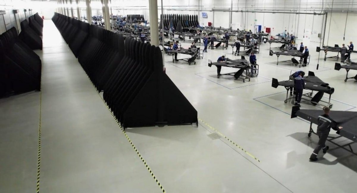 russians show the scale of production of Shahed/Geran-2 kamikaze drones for propaganda purposes