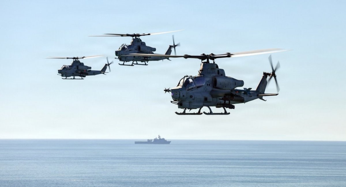 Bell AH-1Z Viper / Photo credit: U.S. Departament of War