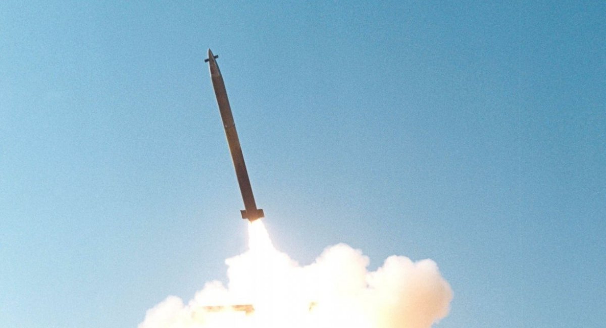 High-precision GMLRS missile launch / Photo credit: Lockheed Martin