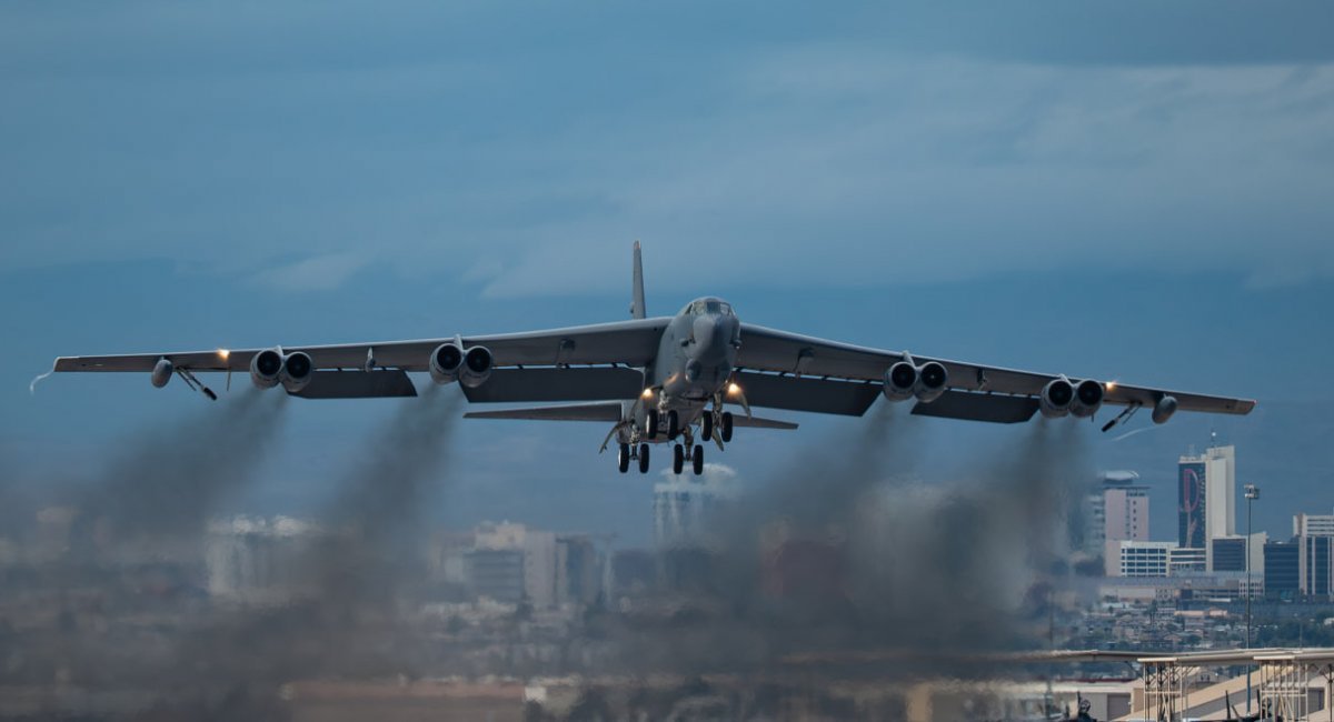 B-52 strategic bomber / Photo credit: US DoW
