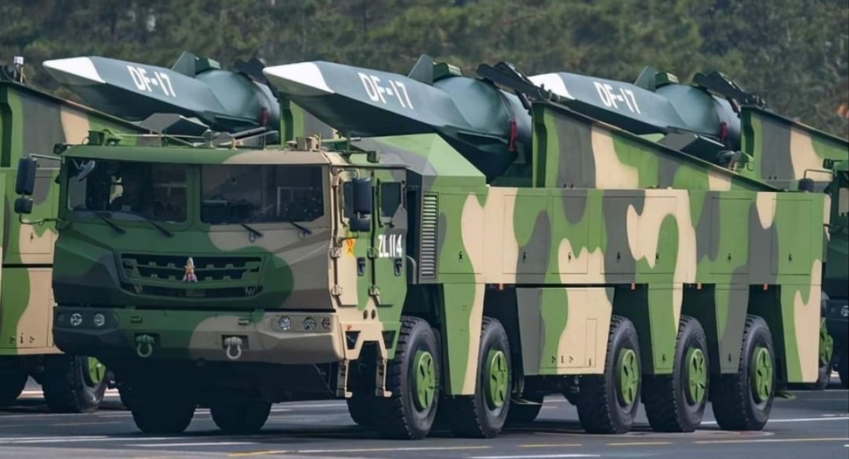 Chinese DF-17 hypersonic ballistic missiles demonstration at a military parade