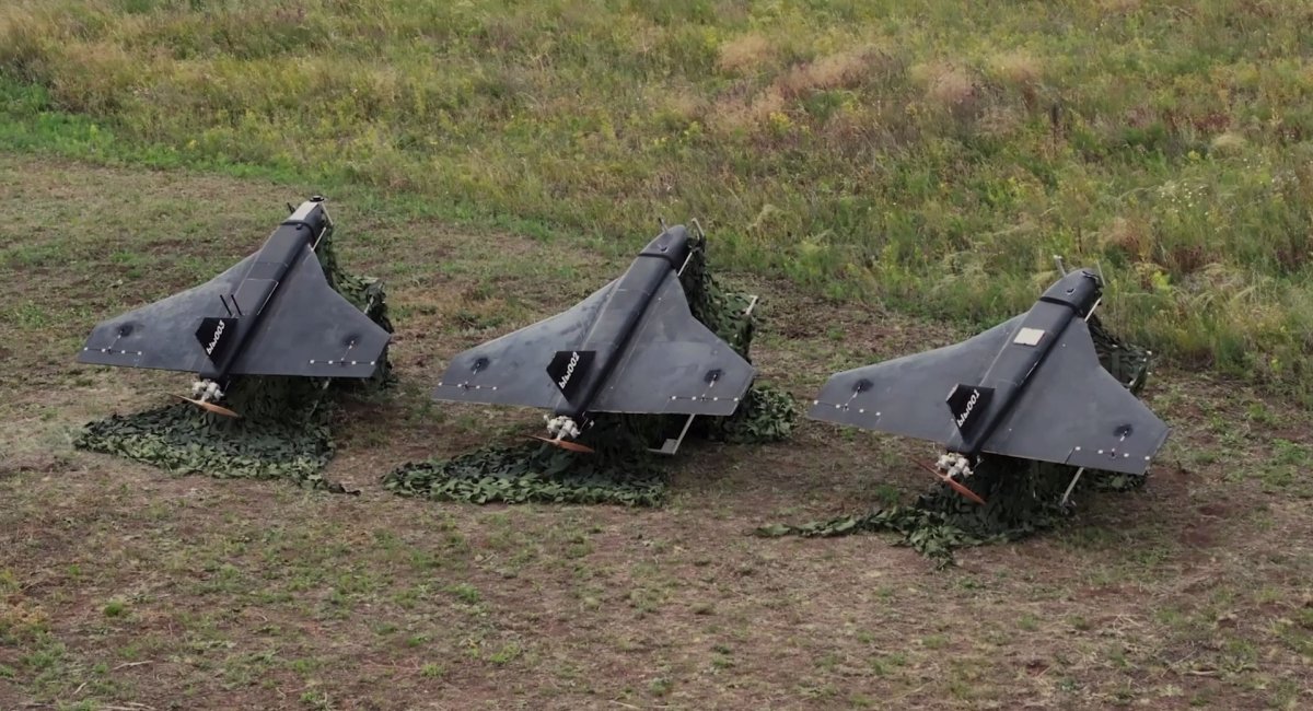 Three Gerbera UAVs aligned / Screenshot from the russian presentation video