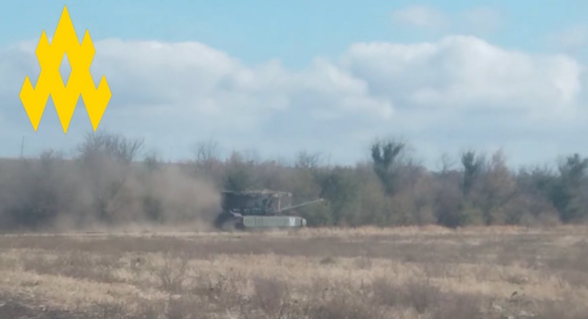 russian occupiers relocate their equipment after HIMARS strike in the Zaporizhzhia region / Photo credit: the Atesh partisan movement 