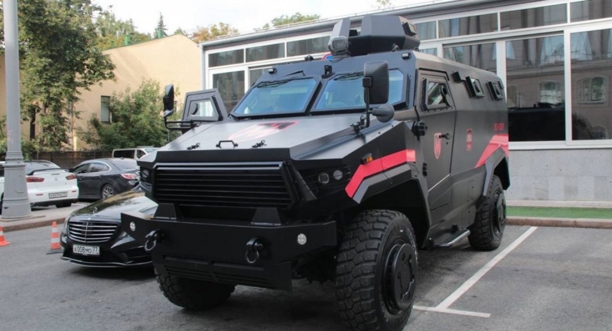 Chinese Dongfeng armored vehicle / open source 