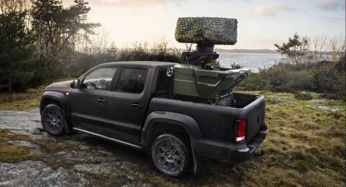 Giraffe 1X lightweight multi-mission surveillance radar / Photo credit: Saab