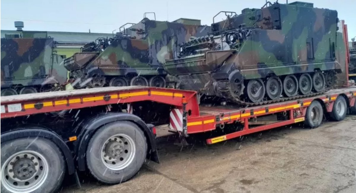 Lithuania has handed over M577 armored personnel carriers to Ukrain / Photo credit: kam.lt