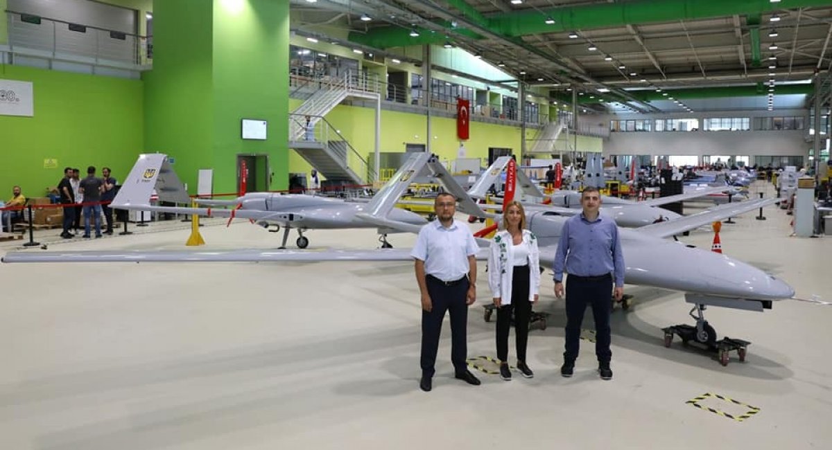 Preparation of Three Bayraktar TB2 aircraft being completed for free delivery to Ukraine 