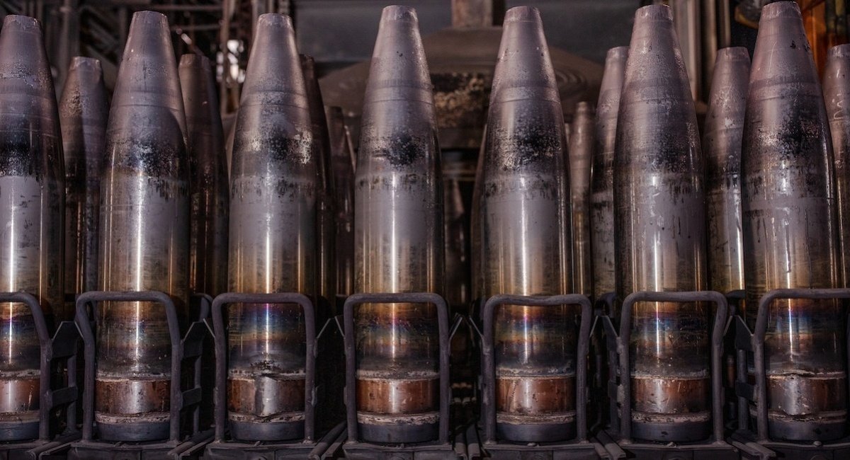 Production of 155 mm projectiles at the plants of the US Ministry of Defense, February 2023 / Photo credits: The New York Times