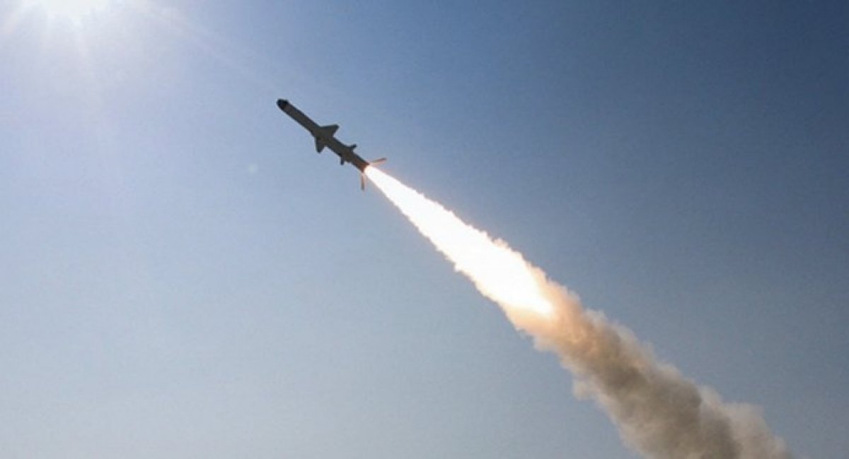 A missile launched by russian terrorists to attack Ukraine / Open source illustrative photo