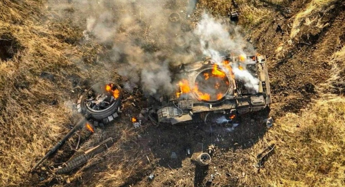 A destroyed russian tank / Open source illustrative photo