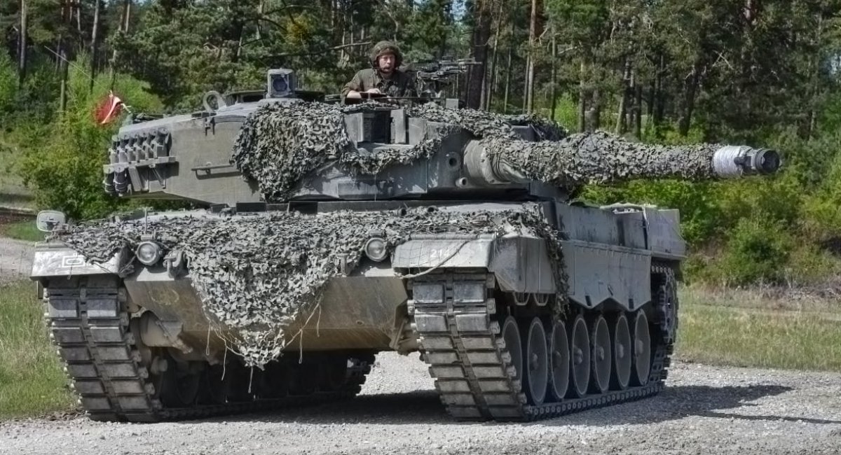 Photo for illustration / Leopard 2A4 MBT