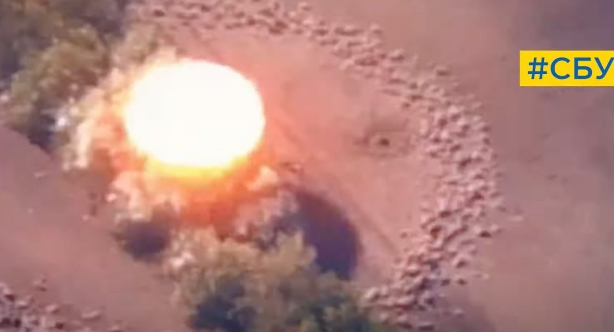 Ukrainian HIMARS destroys russian flamethrower system Solntsepyok / video screengrab