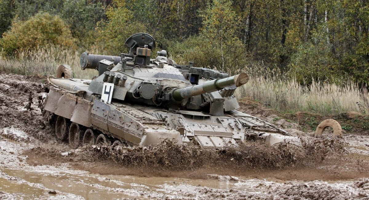 The T-80U of the 4th Tank Brigade of the russian armed forces / Photo credit: Vitaly V. Kuzmin, Wikimedia Commons
