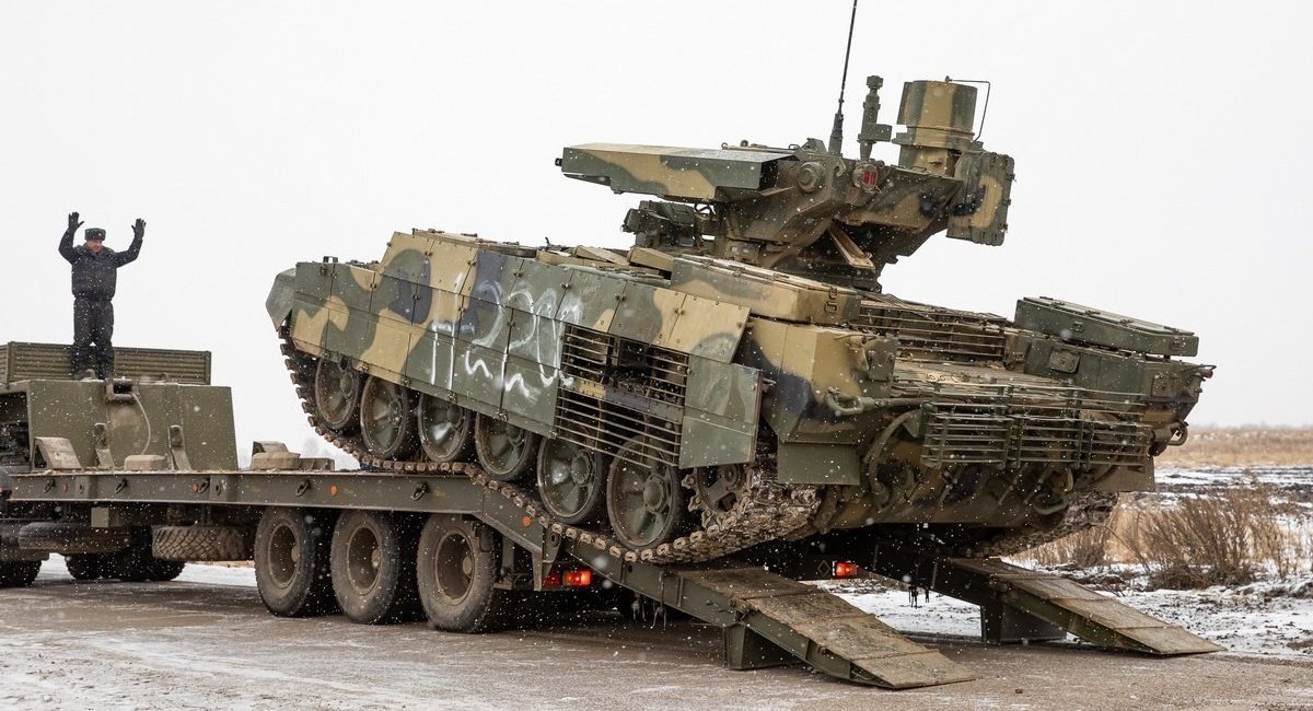 russian BMPT "Terminator" armored fighting vehicle is a tank support weapon that is meant to protect main battle tanks from anti-tank armament / Open source illustrative photo