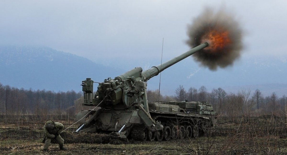 russian Army’s 2S7 Pion SPG / Illustrative pre-war photo