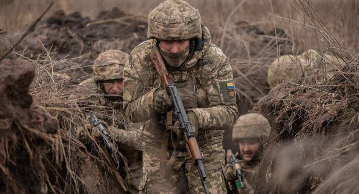Commander-in-Chief of the Armed Forces of Ukraine has made some decisions to improve situation in brigades that defend Ukraine at the Eastern front / Photo credit: General Staff of the Armed Forces of Ukraine