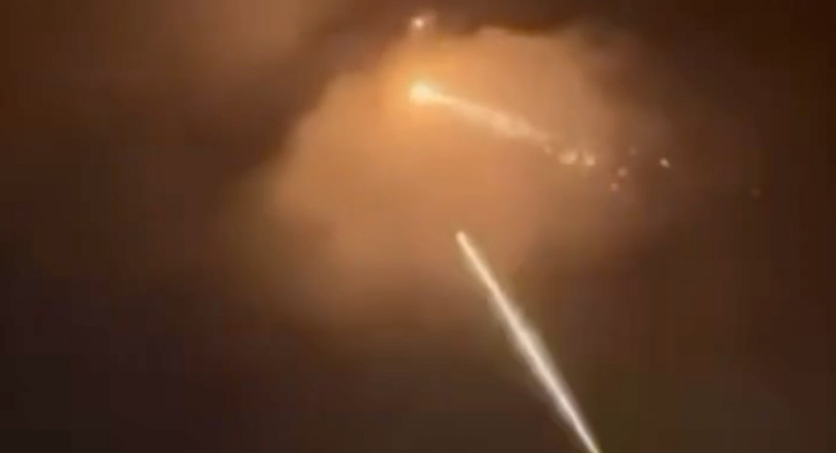 Ukrainian border guards neutralize russian Shahed drone with pinpoint small arms fire / screenshot from video 