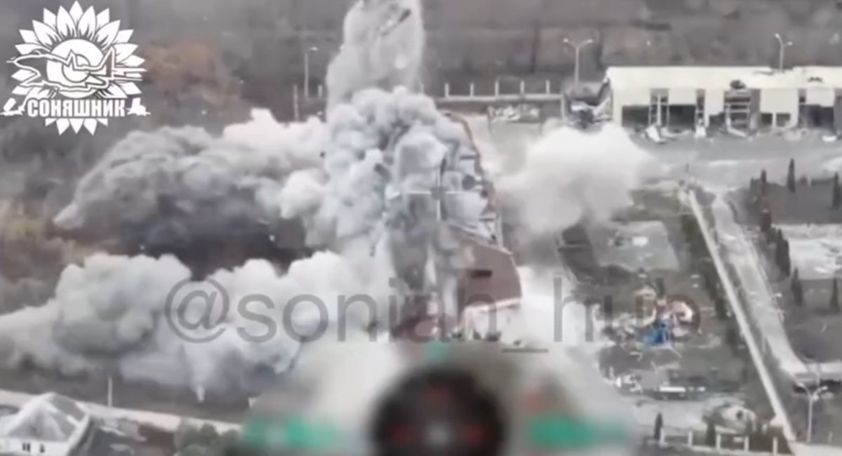 French AASM bomb targets russian forces in Kursk region / screenshot from video 