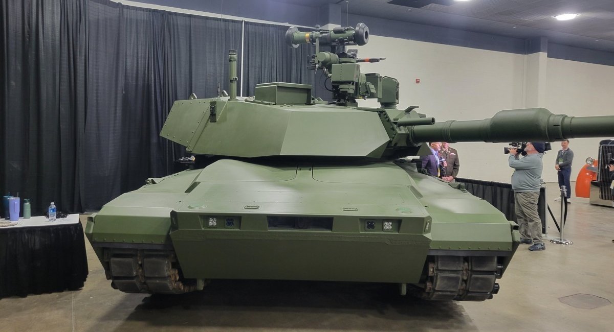 A display model of the M1E3 Abrams tank at the 2026 Detroit Auto Show / Photo credit: @Chieftain_armor