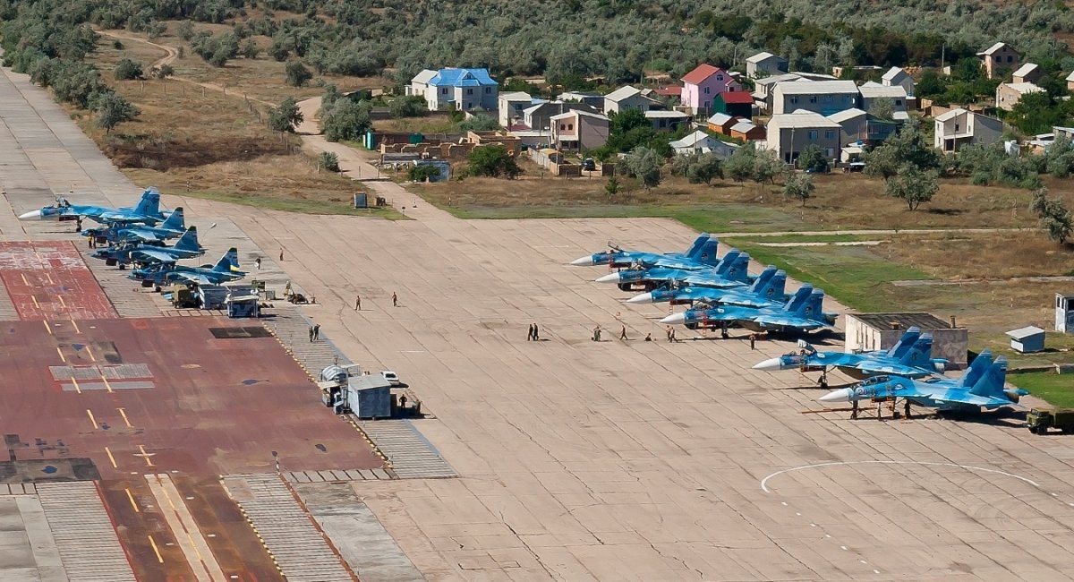 Saky air base in temporarily occupied Crimea / Photo credit: wikipedia.org