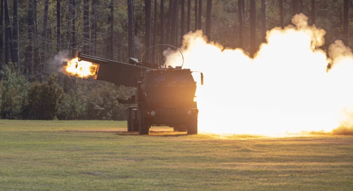 Illustrative photo: M142 HIMARS launches an practice rocket during exercises in North Carolina, April 2022 / Photo credit: APFootage, Alamy