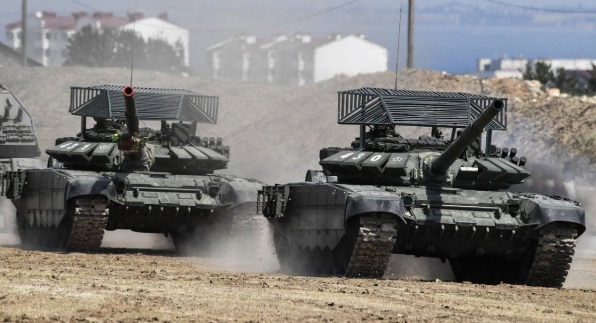 russia's tanks equipped with a barbecue cage / Illustrative photo from open sources