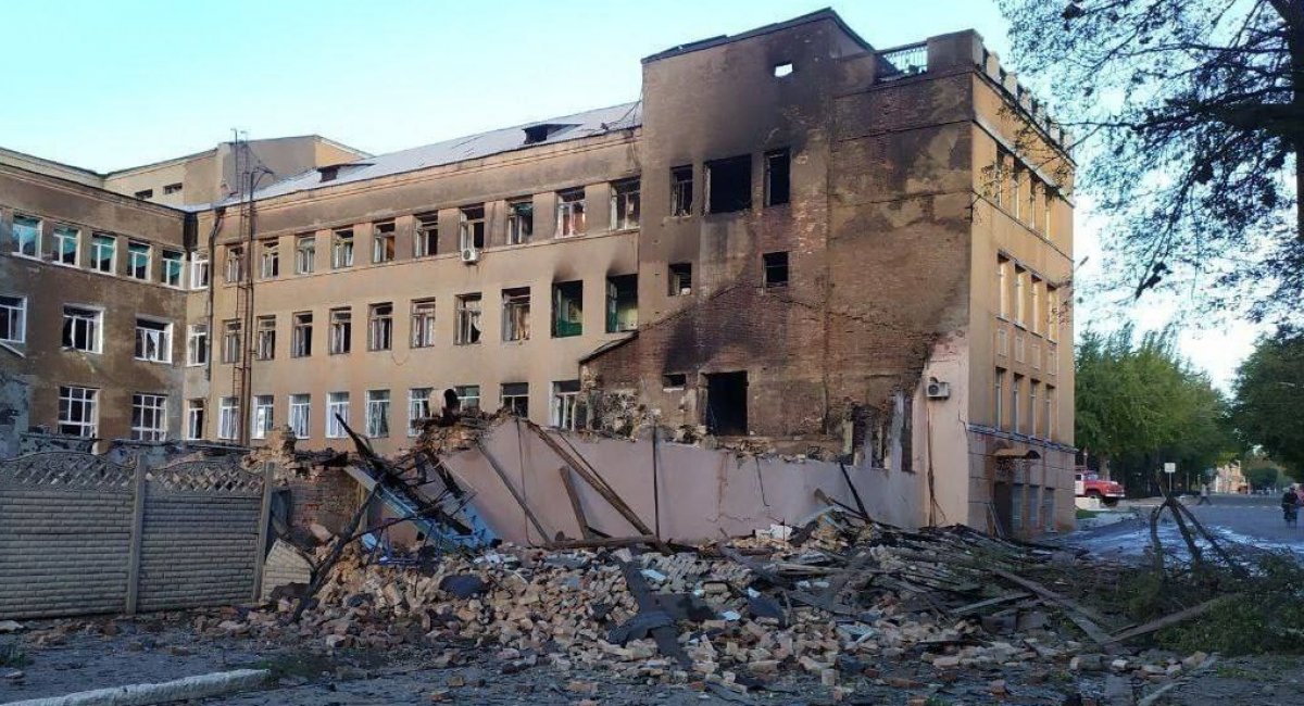 In Kadiivka (Stakhanov) was destroyed ruscists’ base / Photo - Serhiy Haidai, Telegram, 19.09.2022