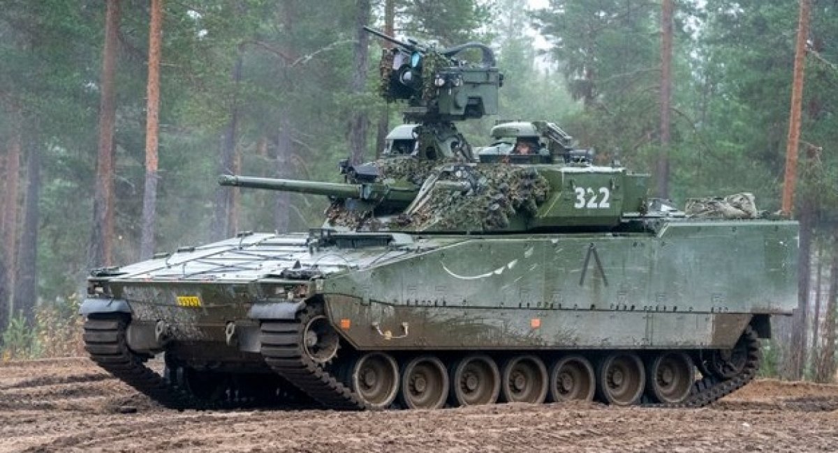 Norway considering sending CV90 IFVs to Ukraine. Here are the vehicles in action at Rena. Photo credit: Terje Pedersen/NTB