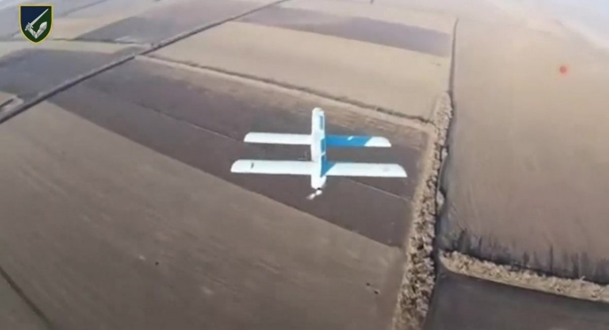 russian Kub-2 drone before being intercepted by a Ukrainian kamikaze drone / Illustrative photo