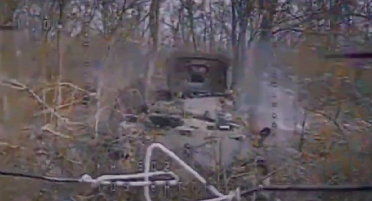 Multiple FPV strikes ensure complete destruction of the radar system / screenshot from video 