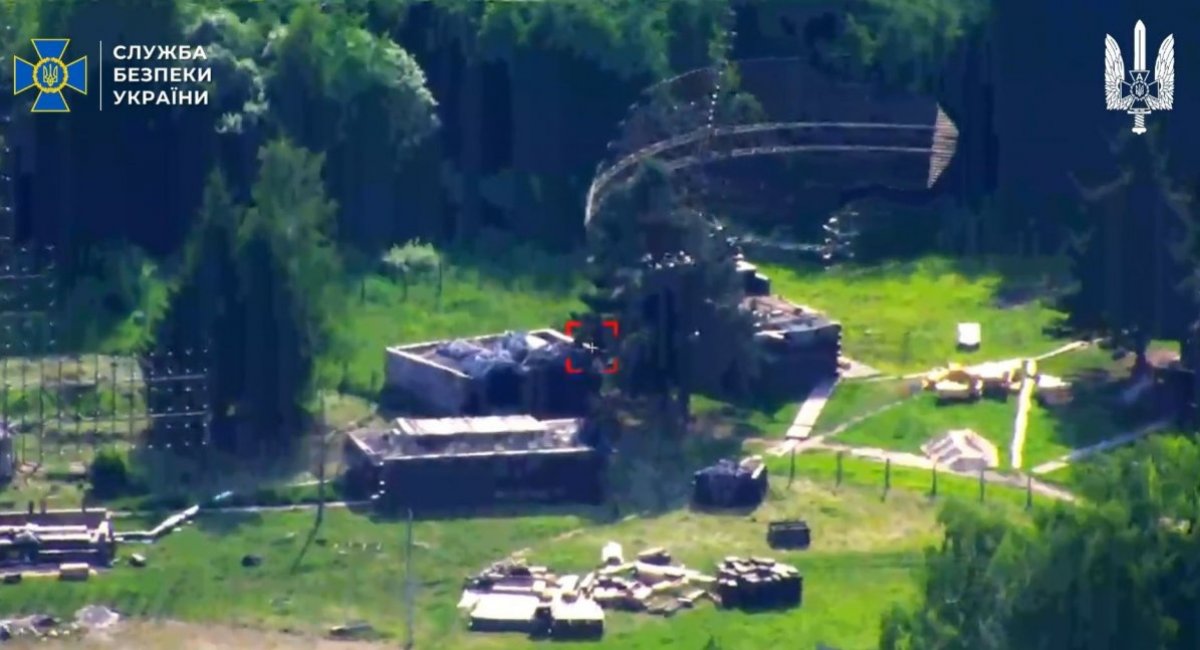 The 5N84A Oborona-14 radar / screenshot from video 